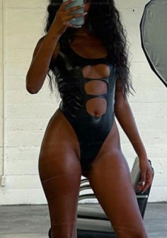 (Real Image)2022 Styles Women Fashion Spring INS Styles Cut Out PU Lingerie