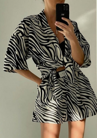 (Real Image)2022 Styles Women Fashion INS Styles Black&White Striped Short Two Piece Suit