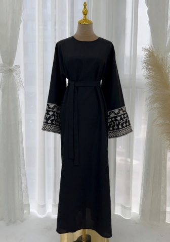 (Real Image)2024 Styles Women Muslim Tassel Long Sleeve Embroidered Elegant Dress Gown